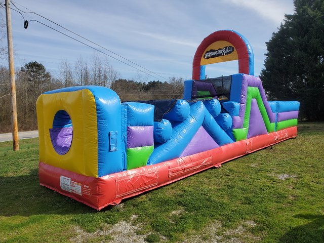 Single lane obstacle course