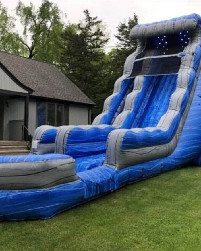 18ft Blue Tsunami Waterslide