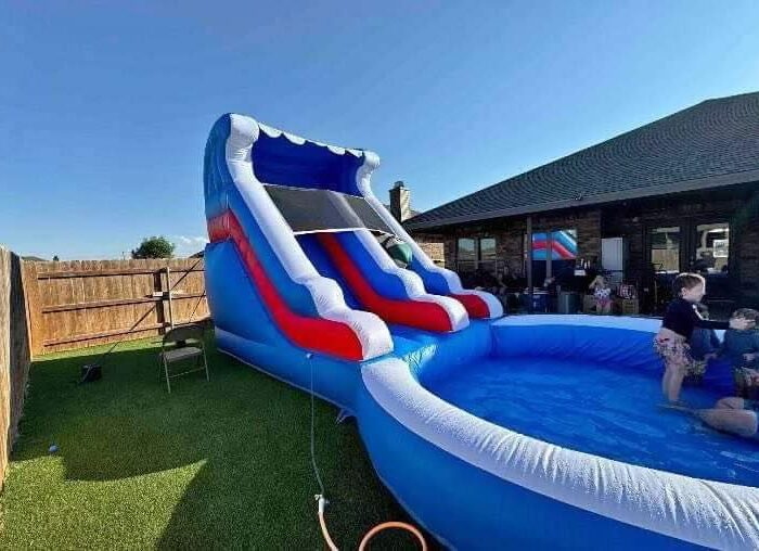 18ft Wave Splash Waterslide